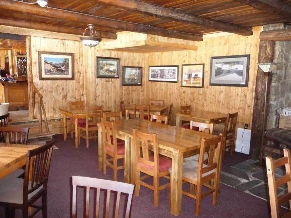The Twin Lakes Inn Экстерьер фото